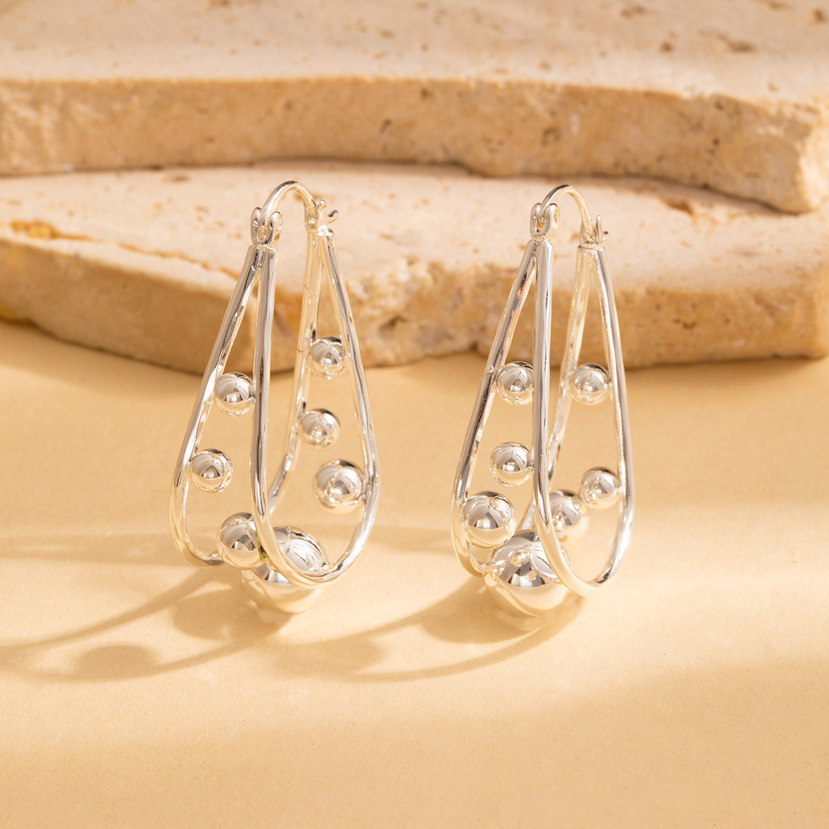 日韩精致简约耳圈爆款时尚百搭高级感素圈耳环气质通勤冷淡风耳扣详情28