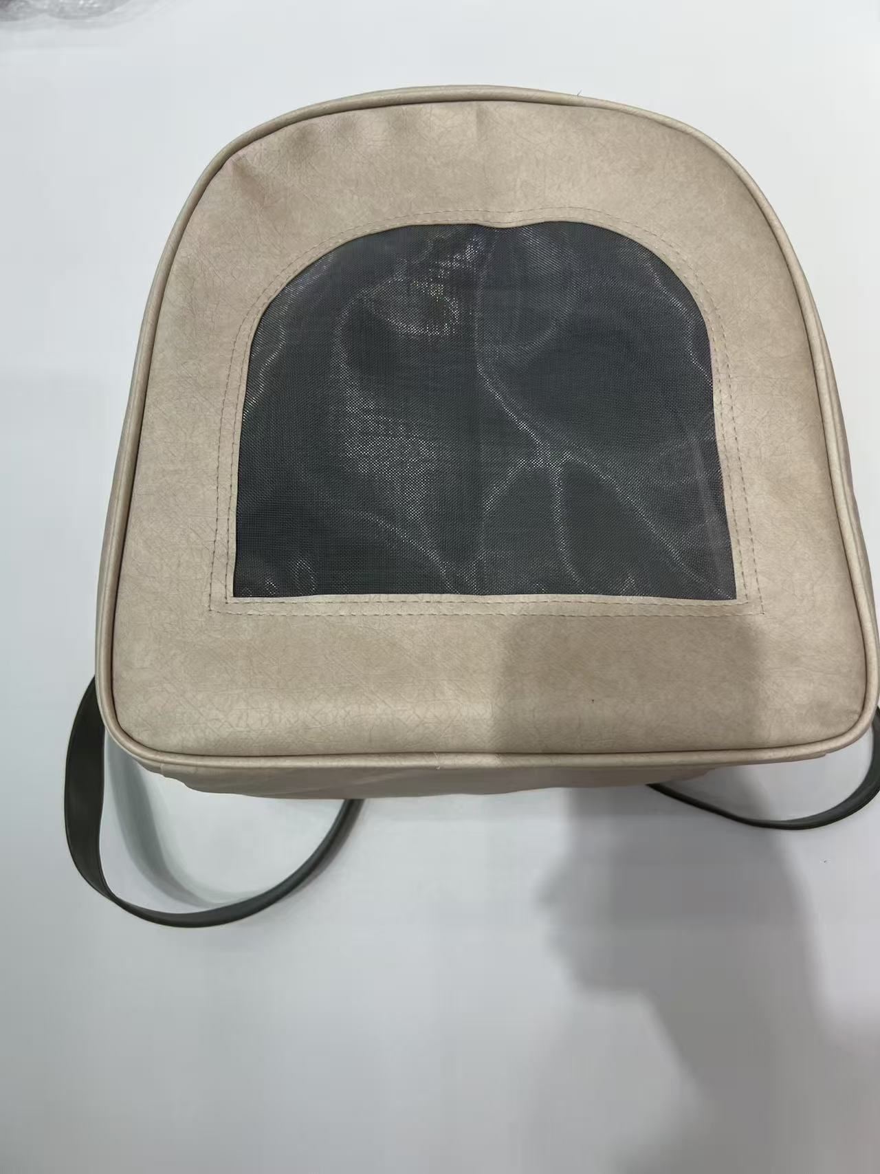 Factory direct sales of fashionable hand-held dog bags, large-capacity breathable cat backpacks, pet outings, factory wholesale pic 1