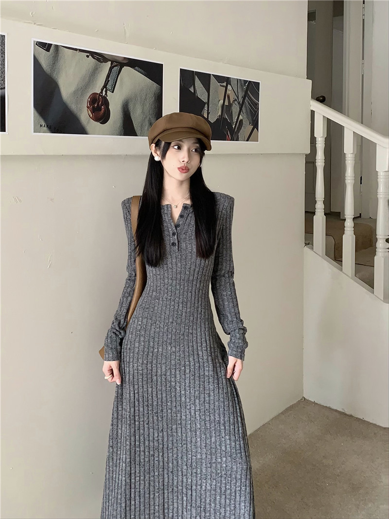 Retro, simple and versatile knitted long-sleeved dress for women, spring waist-cinching and slimming A-line dress, new autumn and winter base long dress pic 28