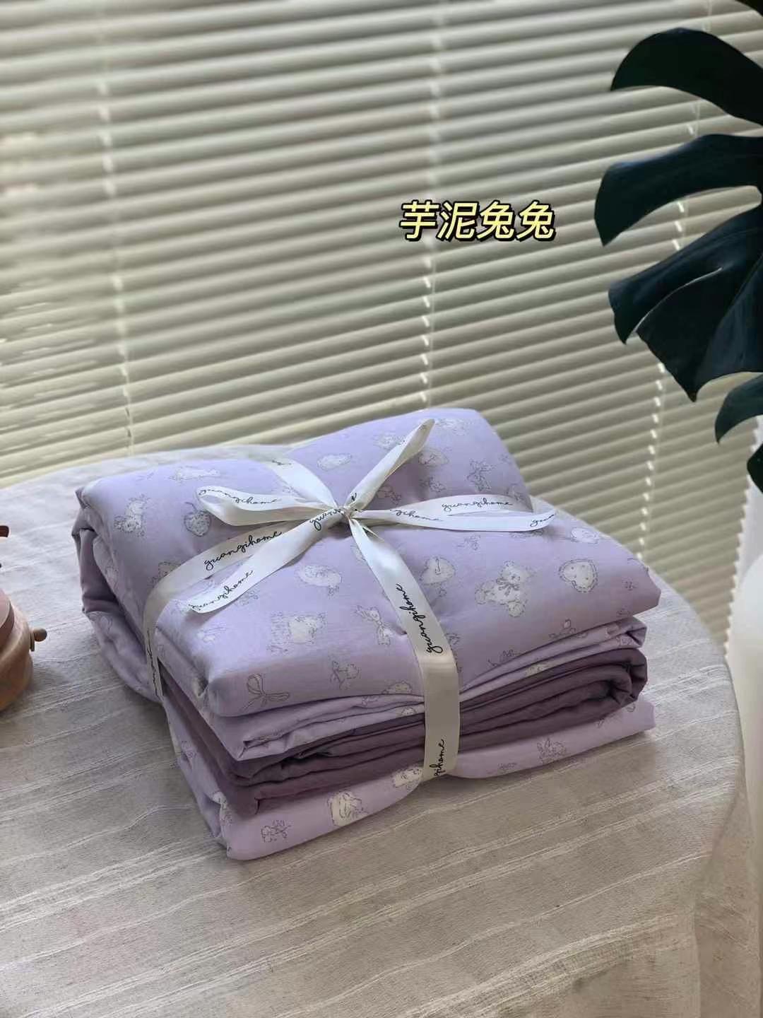 A set of three or four pieces with fresh small floral print double-layer yarn, pure cotton soft naked sleeping quilt cover and cartoon bedding pic 50