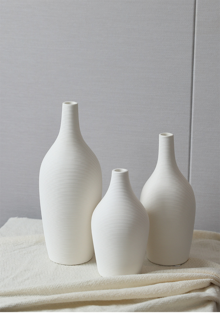 2026 New Nordic Ins-style creative white striped ceramic vase, living room dining table, home dried flower arrangement decorative item pic 2