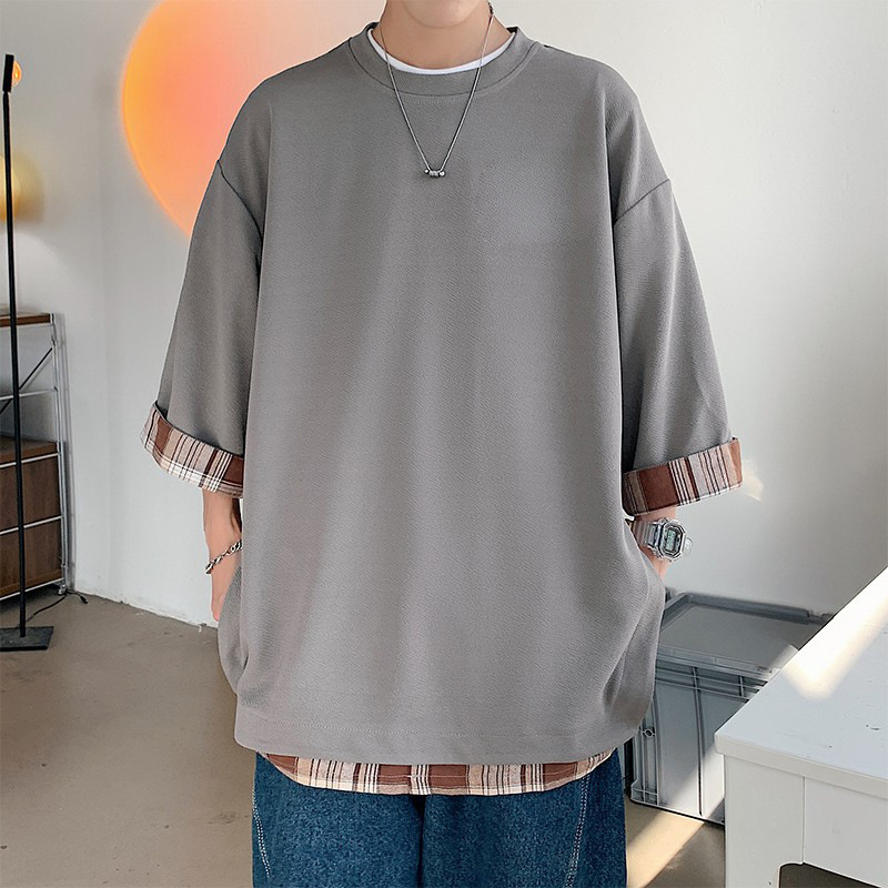 This is a new summer fashion Hong Kong brand ice silk T-shirt with a checkered patchwork design and a unique three-quarter sleeve style pic 6