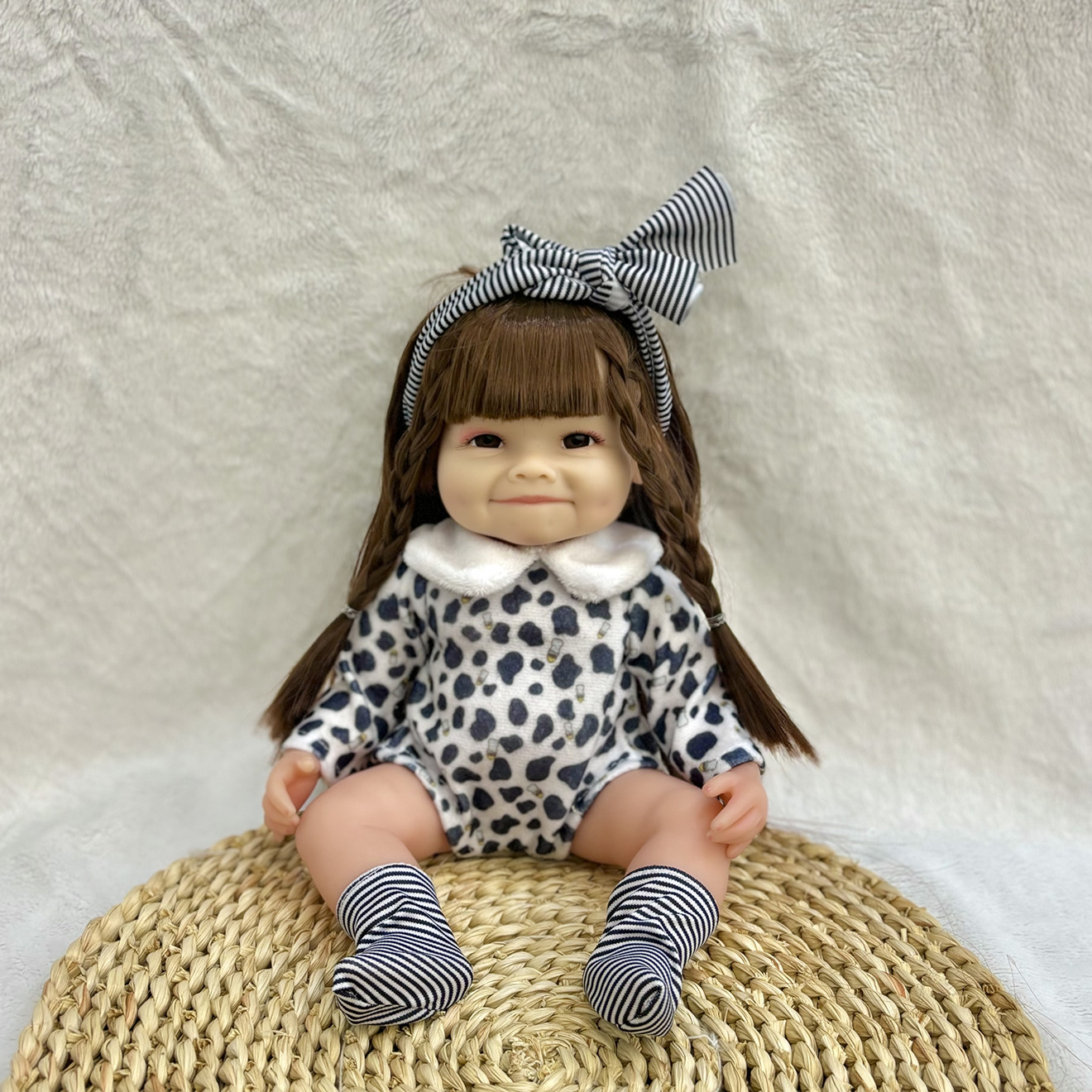 跨境爆款货源现货30CM仿真baby娃娃玩具婴儿女孩软搪胶重生娃培训详情6