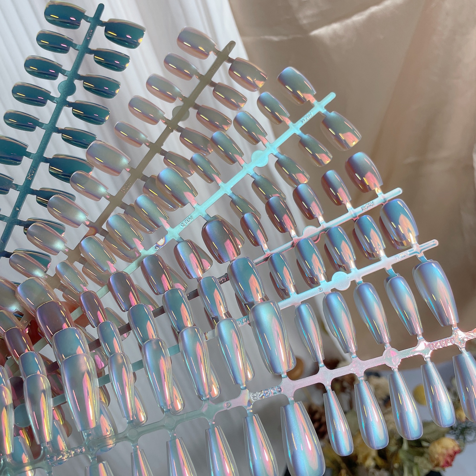 Electroplated aurora wide light cat-eye wearable nail plate prefabricated semi-finished product, split-size strip nail art detachable short T30 pieces pic 4