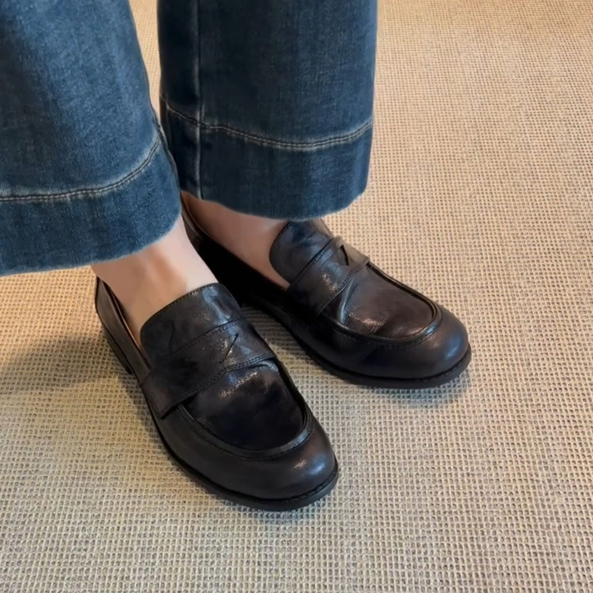 复古一脚蹬懒人鞋女粗跟平底单鞋英伦风小皮鞋乐福鞋详情14