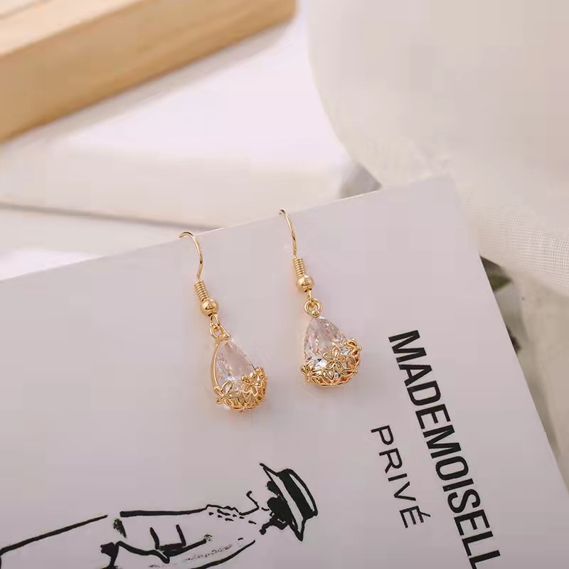 High-end earrings, French romantic water drop crystal earrings, simple and elegant, versatile for women, micro-set zircon earrings pic 4