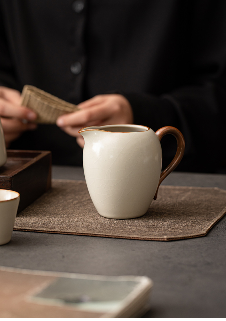 米黄汝窑公道杯家用匀茶杯陶瓷功夫茶具单个公杯开片可养茶具配件详情8