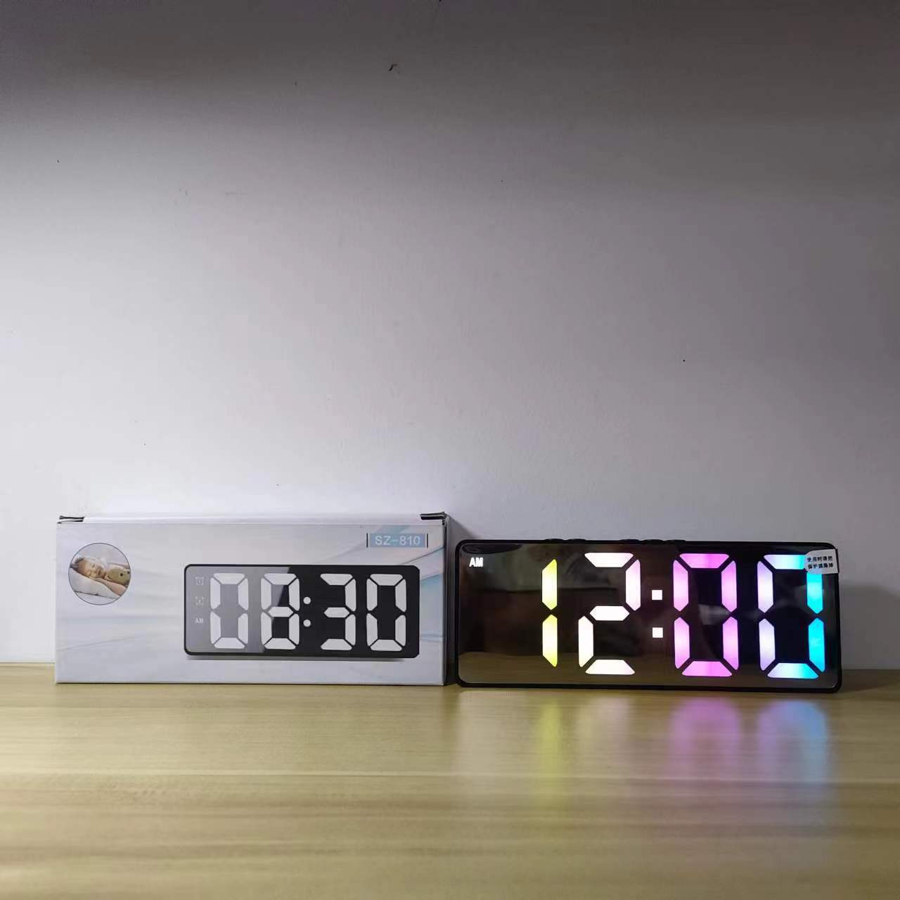 Color screen simple LED electronic alarm clock, student plug-in dual-purpose small alarm clock, digital clock, voice-controlled temperature clock pic 7