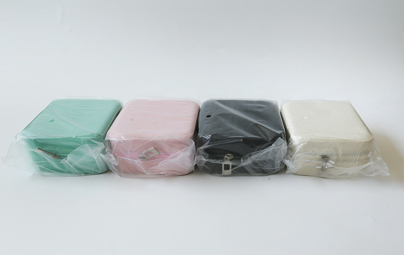 Multi-functional portable, exquisite and small jewelry box, travel bracelet, stud earrings, bedroom desktop new storage box pic 1