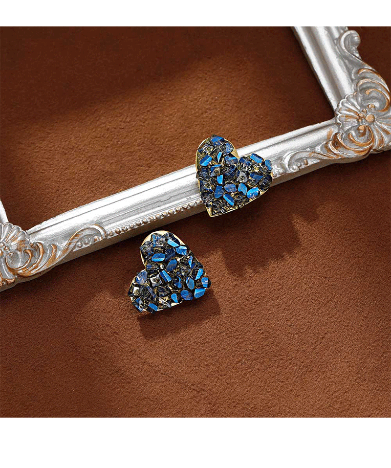 Hyacinth925 Silver Needle Designer Deep Sea Blue Ultra-beautiful Fine Sparkling cold Style natural crystal heart-shaped stud earrings pic 4