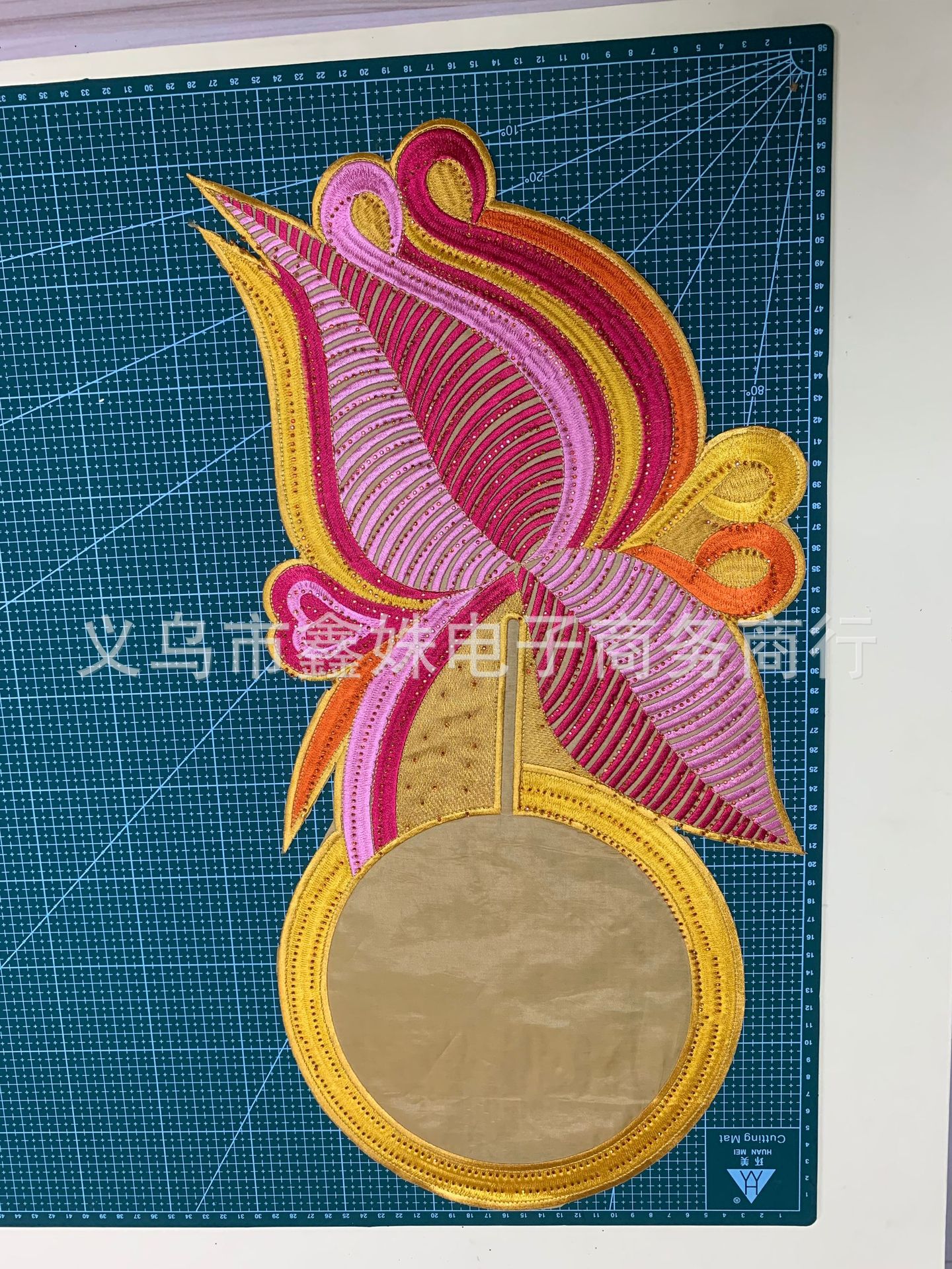 Best-selling stage costume accessories with irregular-shaped embroidered circular collars pic 16