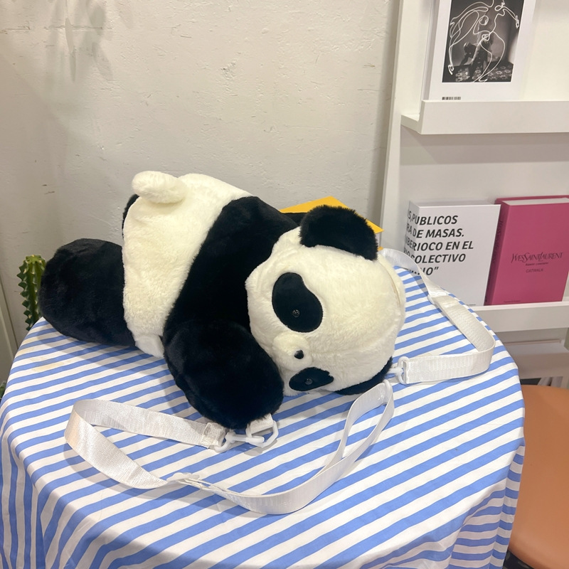 2024新款时尚熊猫双肩包清新甜美可爱卡通毛绒玩具包仿真抱枕背包详情39