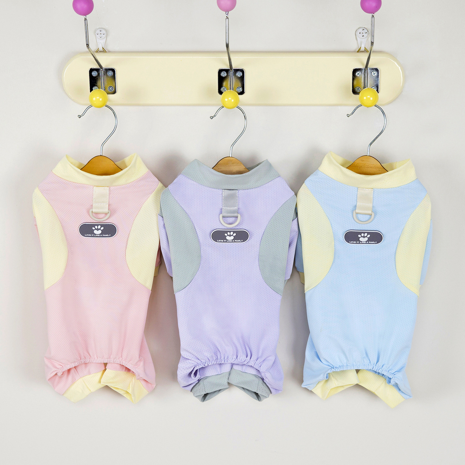 宠物服装三件套猫狗衣服冬季粉色紫色蓝色拼接带字母爪印宠物猫猫狗衣服套装详情2