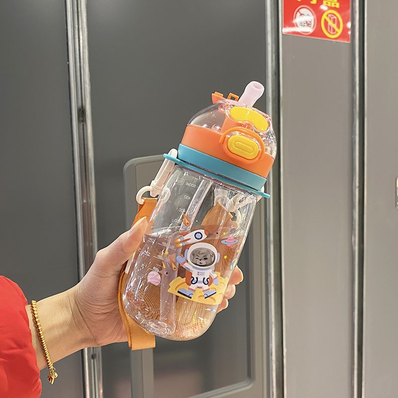 The new super cute and adorable straw cup for summer, with a high level of appearance, is a portable outdoor sports and heat-resistant cup for both boys and girls pic 4