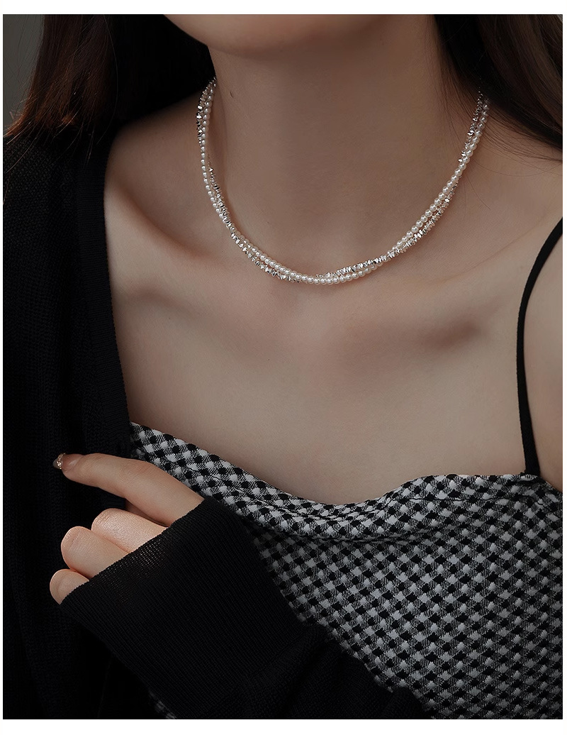 Double-layer stacked silver pearl necklace accessory for women, a light luxury and niche collarbone chain with a high-end look pic 15