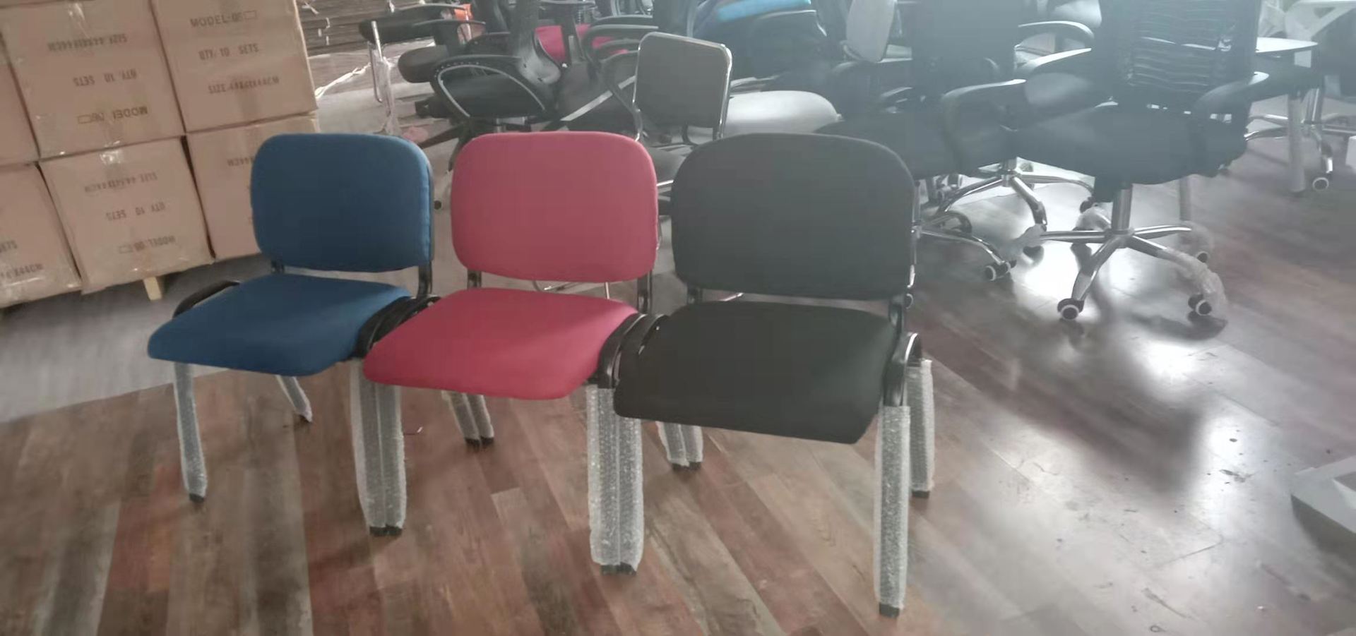 Foshan manufacturer wholesals foreign trade office chairs, fabric four-legged training chairs with writing boards and armless conference seats pic 56