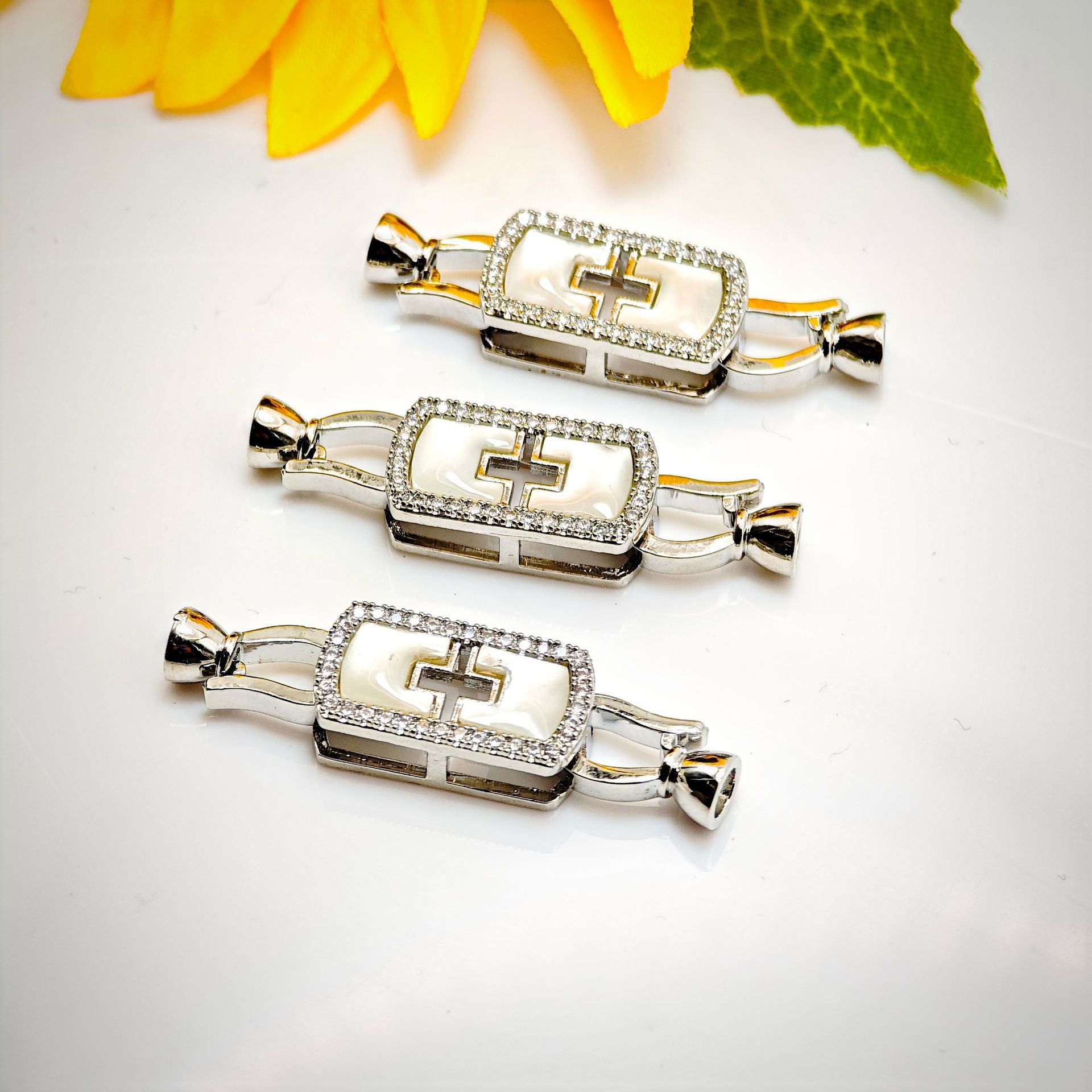 Pearl necklace buckle, cross buckle, electroplated high color retention mother-of-pearl necklace buckle, DIY bracelet, necklace buckle, D-shaped buckle pic 17