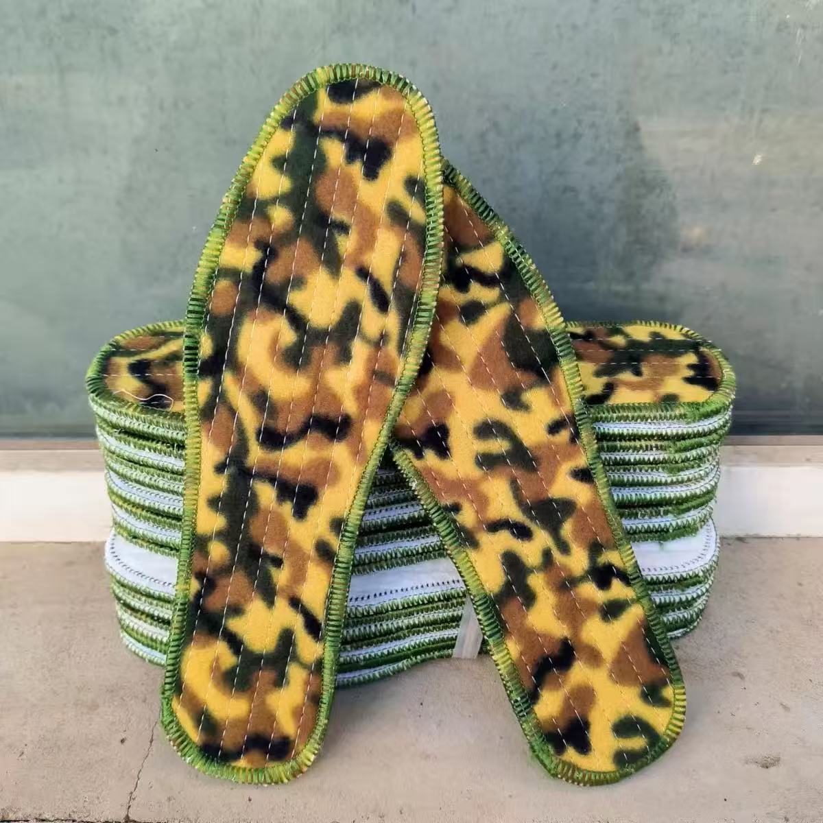 厂家批发【军绿迷彩】保暖鞋垫吸汗舒适男女通用冬季鞋垫详情5