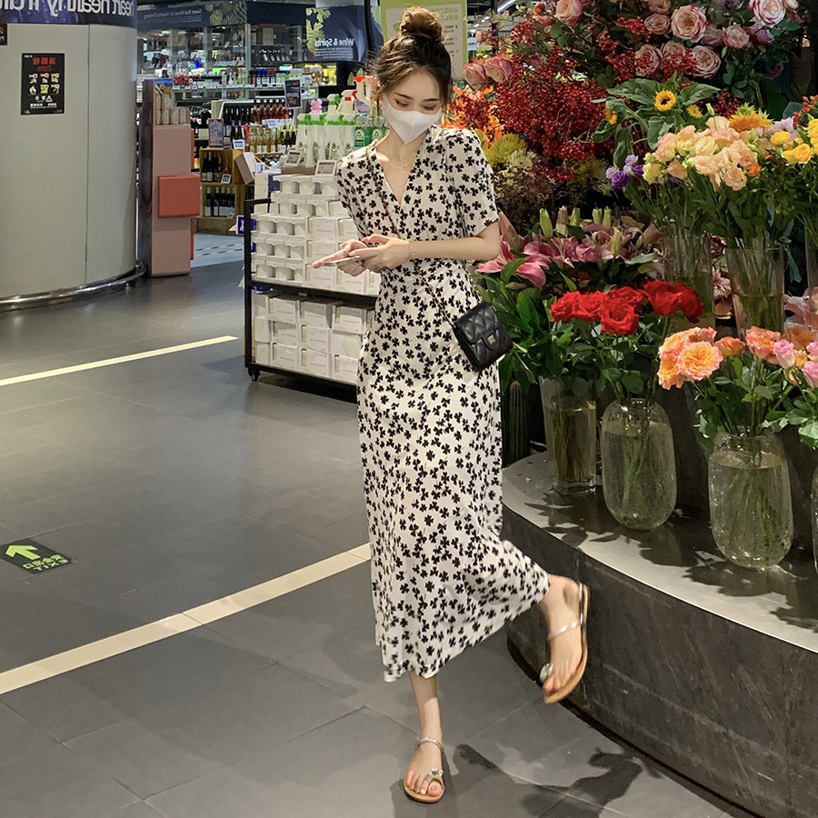 French-style first love sweet fairy thin high-end design long dress, waist-cinching and slimming black floral dress Zixia pic 17