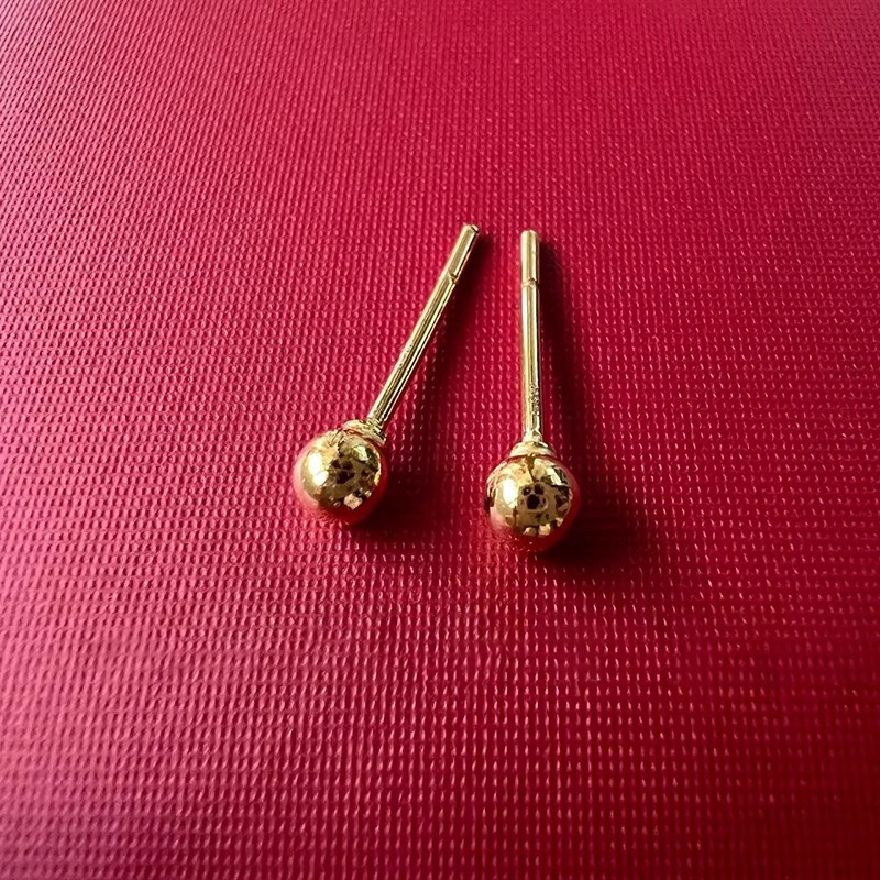 养耳洞钛钢镀18K真金迷你小金豆耳钉女简约日常圆珠耳饰品不褪色详情5