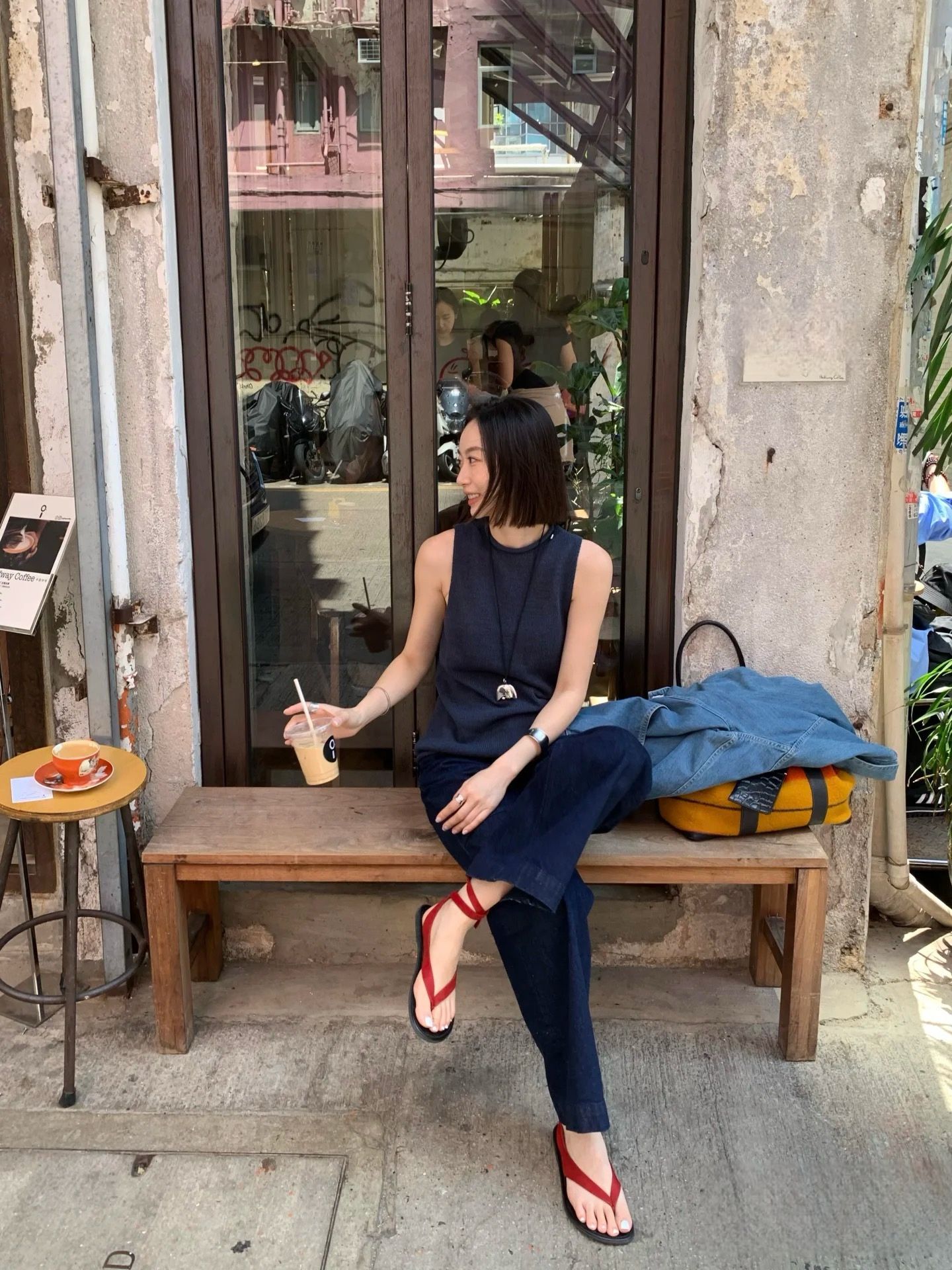 新款百搭多色亚麻棉感粗针织肌理颗粒半高领卷边毛织无袖背心5111详情20