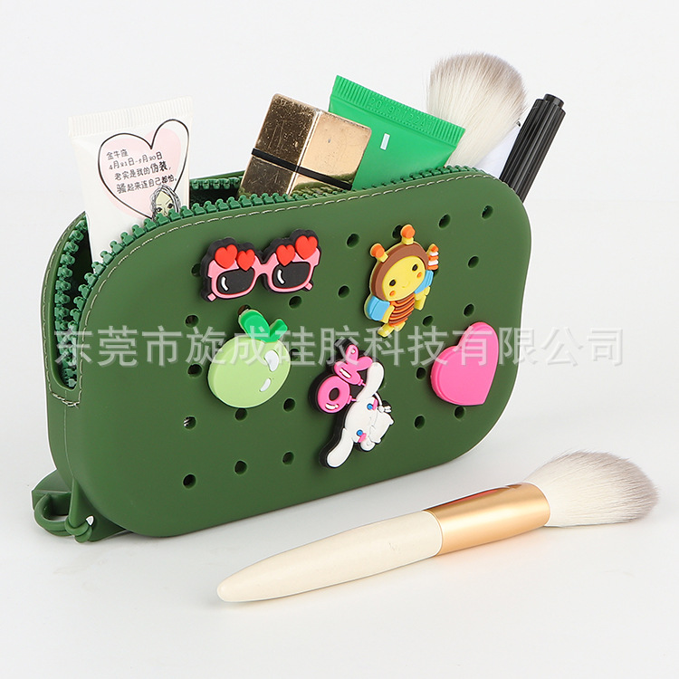 新款硅胶小椭圆零钱包化妆包DIY装饰洞洞硅胶收纳包diy洞洞装饰包详情2
