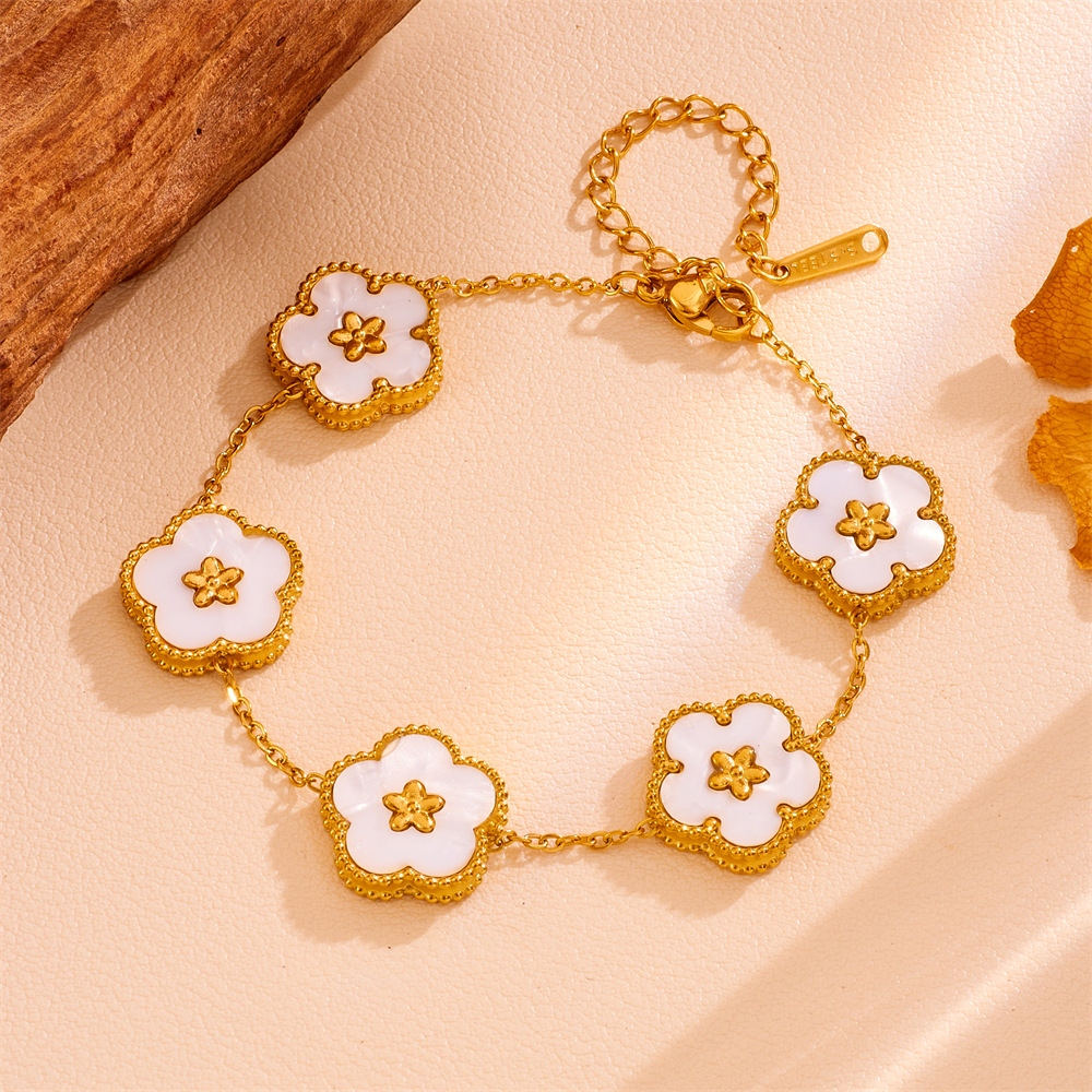 跨境款不锈钢五叶草项链 18k金简约ins钛钢不掉色梅花项链饰品女详情8