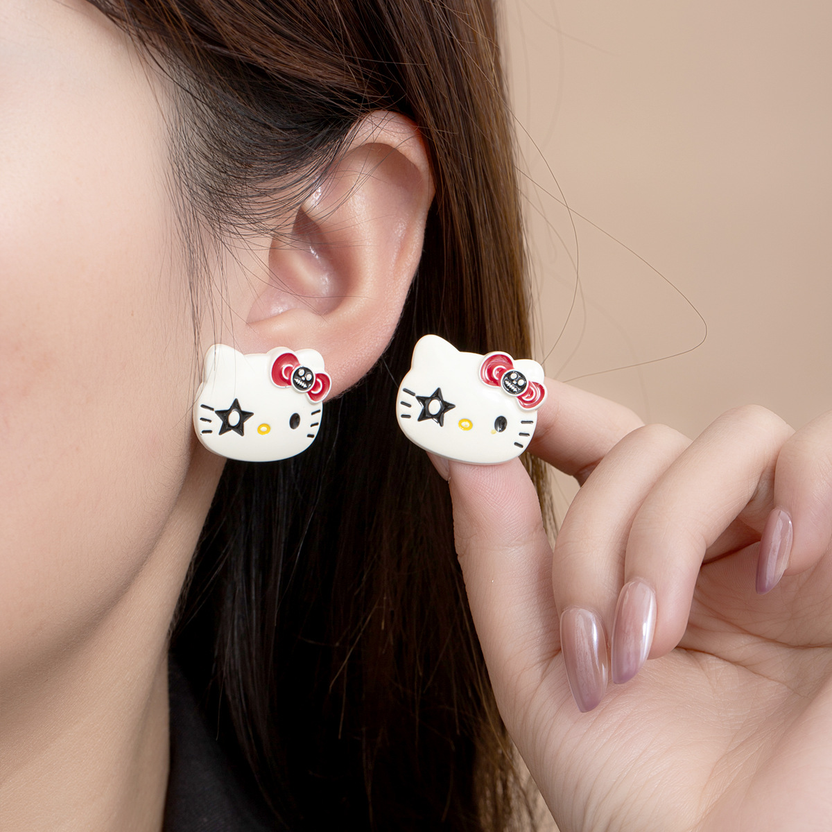 搞怪风白色滴釉小丑Kitty猫耳钉女万圣节甜酷个性卡通趣味耳饰详情5
