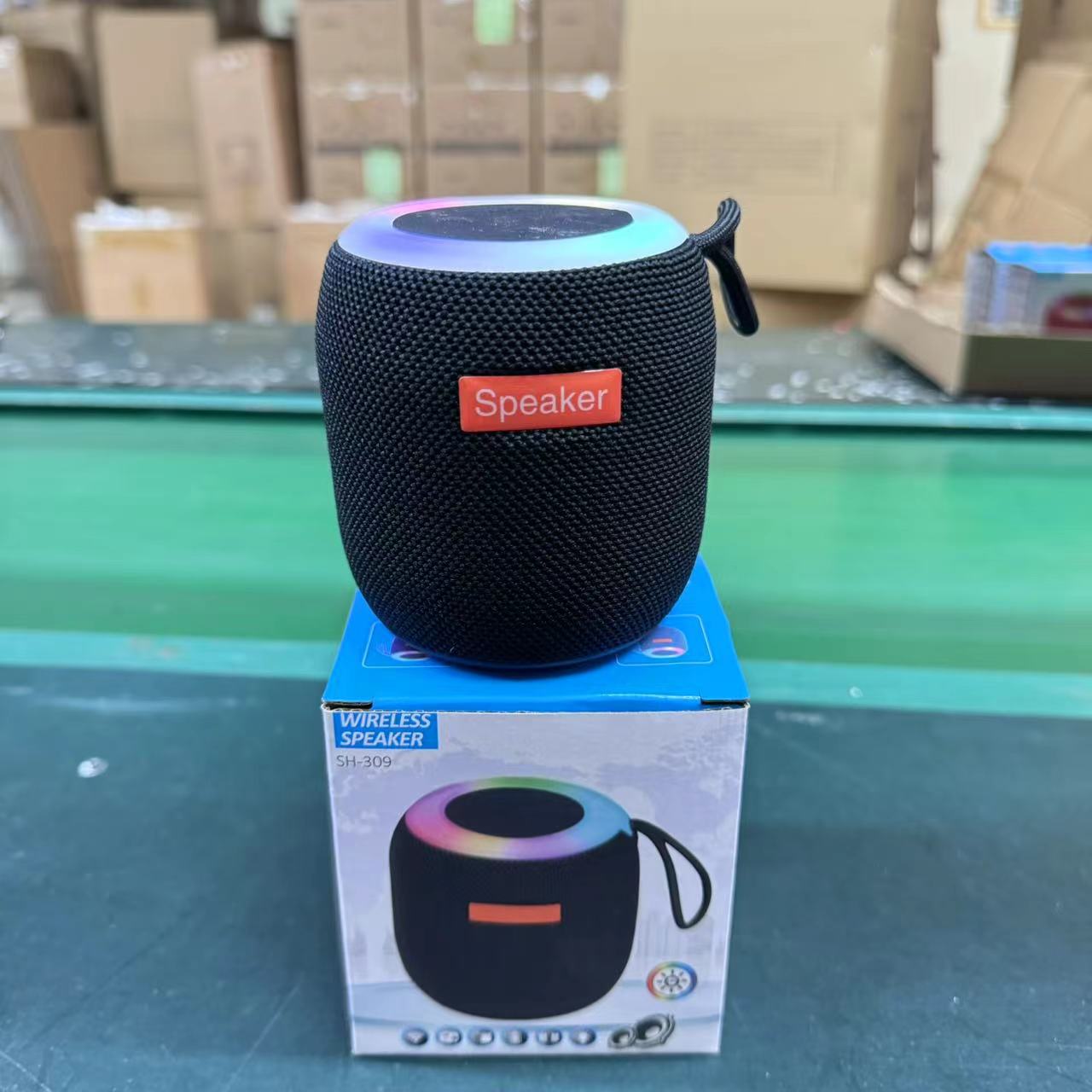 Cross-border 309 Bluetooth speaker, outdoor cycling wireless portable card-inserting subwoofer, home ambient light, desktop speaker pic 5