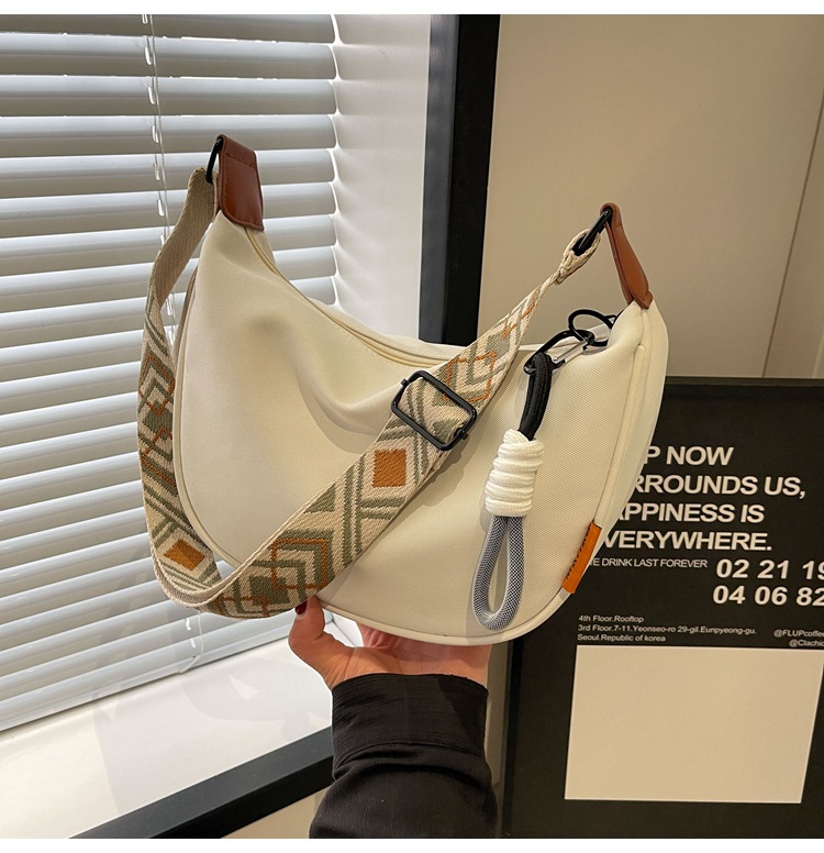 Casual nylon fabric bag for women, 2024 new trendy Korean style crossbody dumpling bag, versatile large-capacity canvas single-shoulder bag pic 21