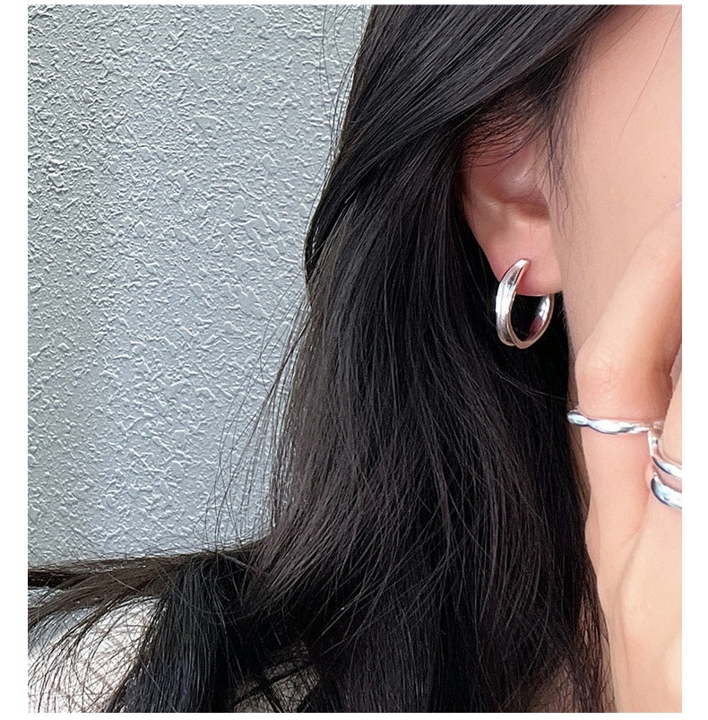 S925 sterling silver basic style Korean-style bright silver C-shaped earrings, retro style Korean fashion earrings wholesale pic 15