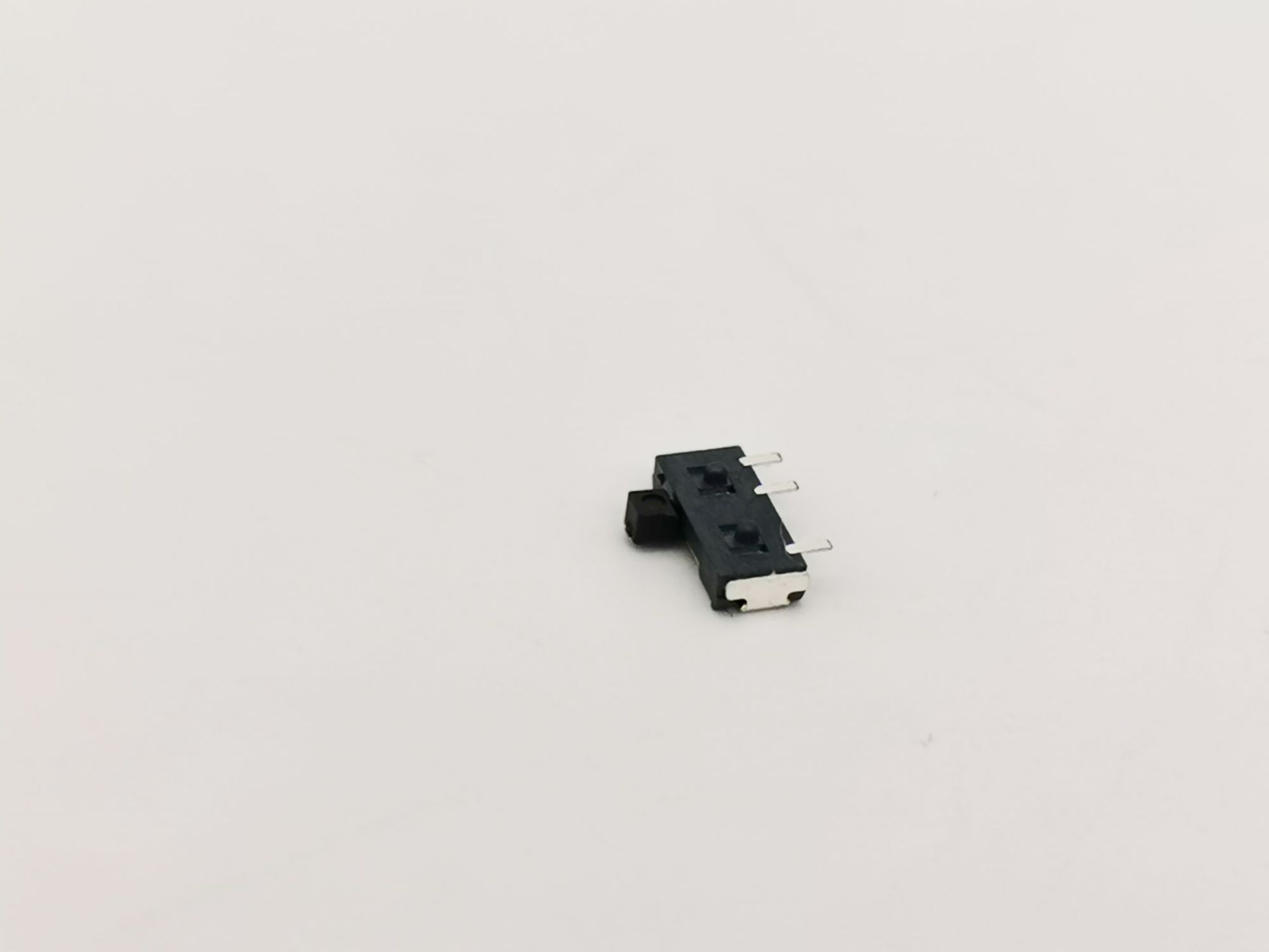 Horizontal two-position toggle switch, mini two-position three-pin surface mount toggle switch, mini three-pin sliding switch pic 13