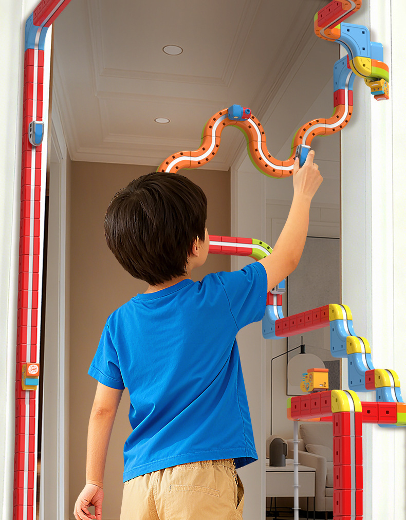 磁力百变电动小火车高铁磁吸立体轨道儿童益智DIY拼装积木轨道车跨境魔幻立方体磁力百变积木火车轨道车电动反重力儿童磁吸轨道详情9