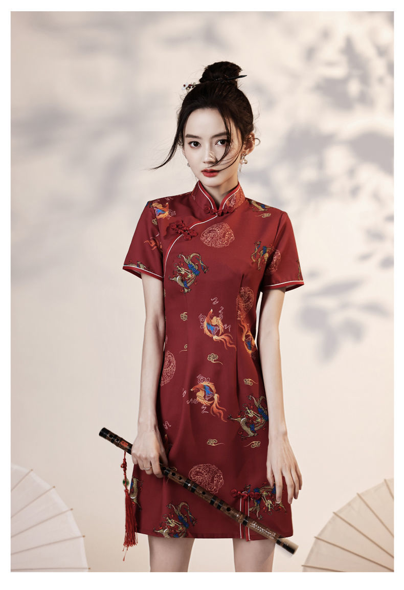 国潮旗袍2024年新款女夏季红色年轻款法式复古中国风改良版连衣裙短款详情5