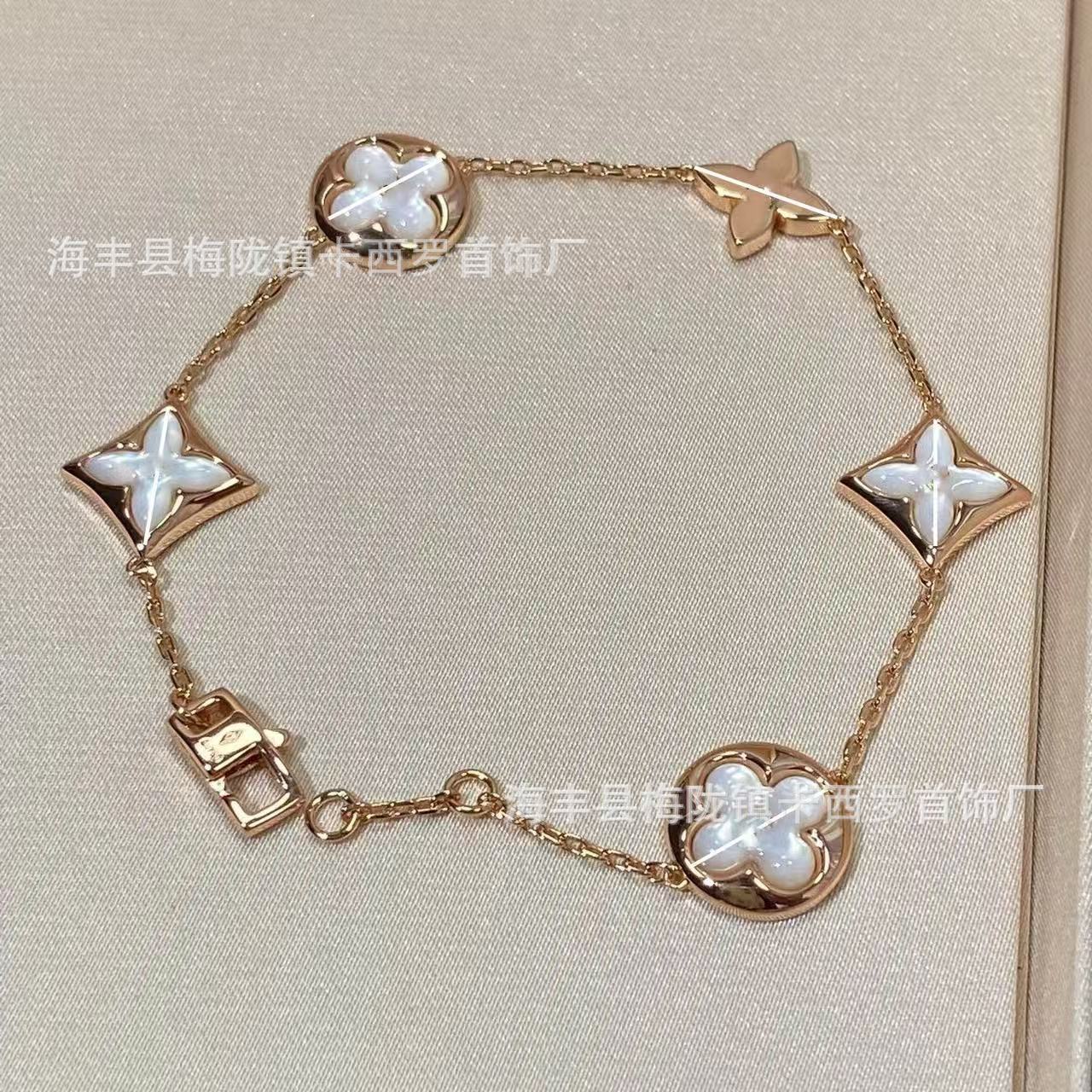 高版四叶草驴家新款四花五花手链女名媛镀玫瑰金小众手链一件代发详情8