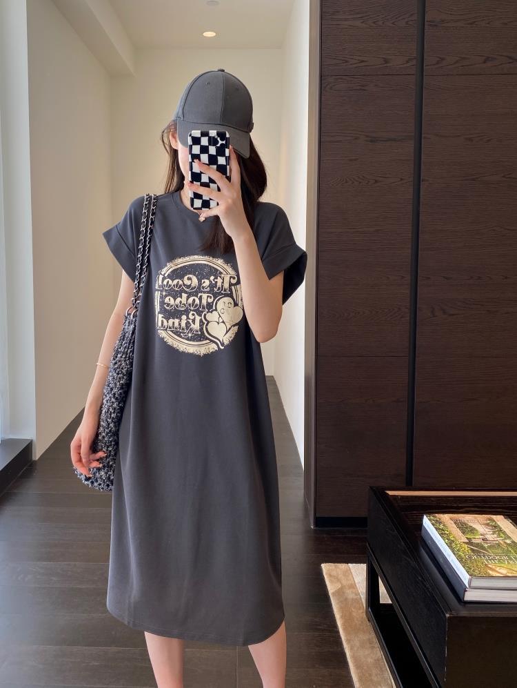 朵妮 一件轻松出门 慵懒时髦落肩袖显瘦长T恤女连衣裙夏新款2023详情26