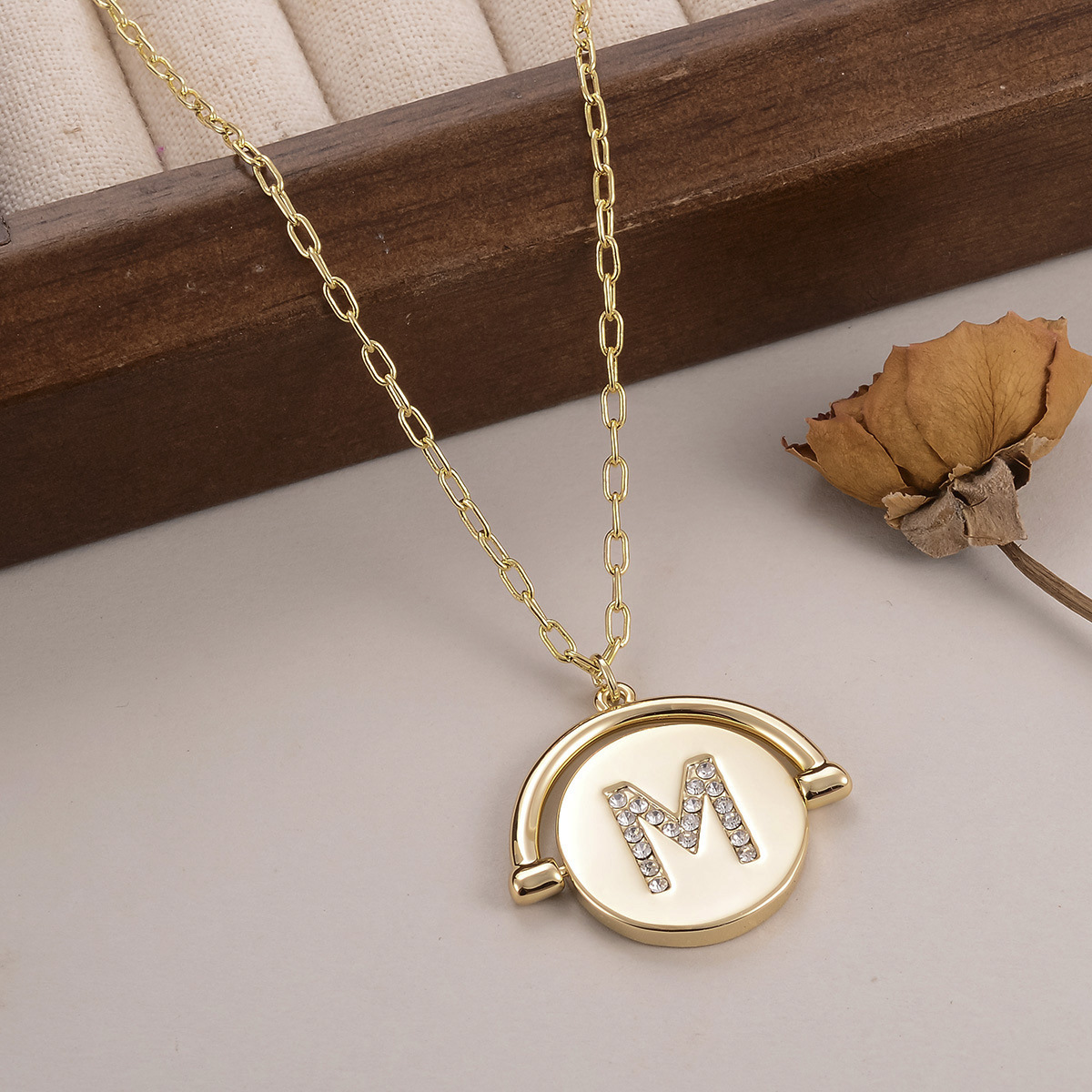 European and American letter fashion pendant, niche round English collarbone chain, versatile for women, light luxury, diamond-encrusted, personalized factory wholesale pic 42