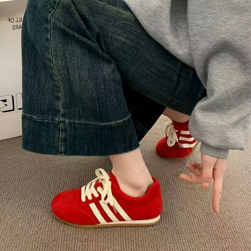 2025新款轻便小白鞋夏季百搭三杠阿甘德训休闲运动女板鞋详情2