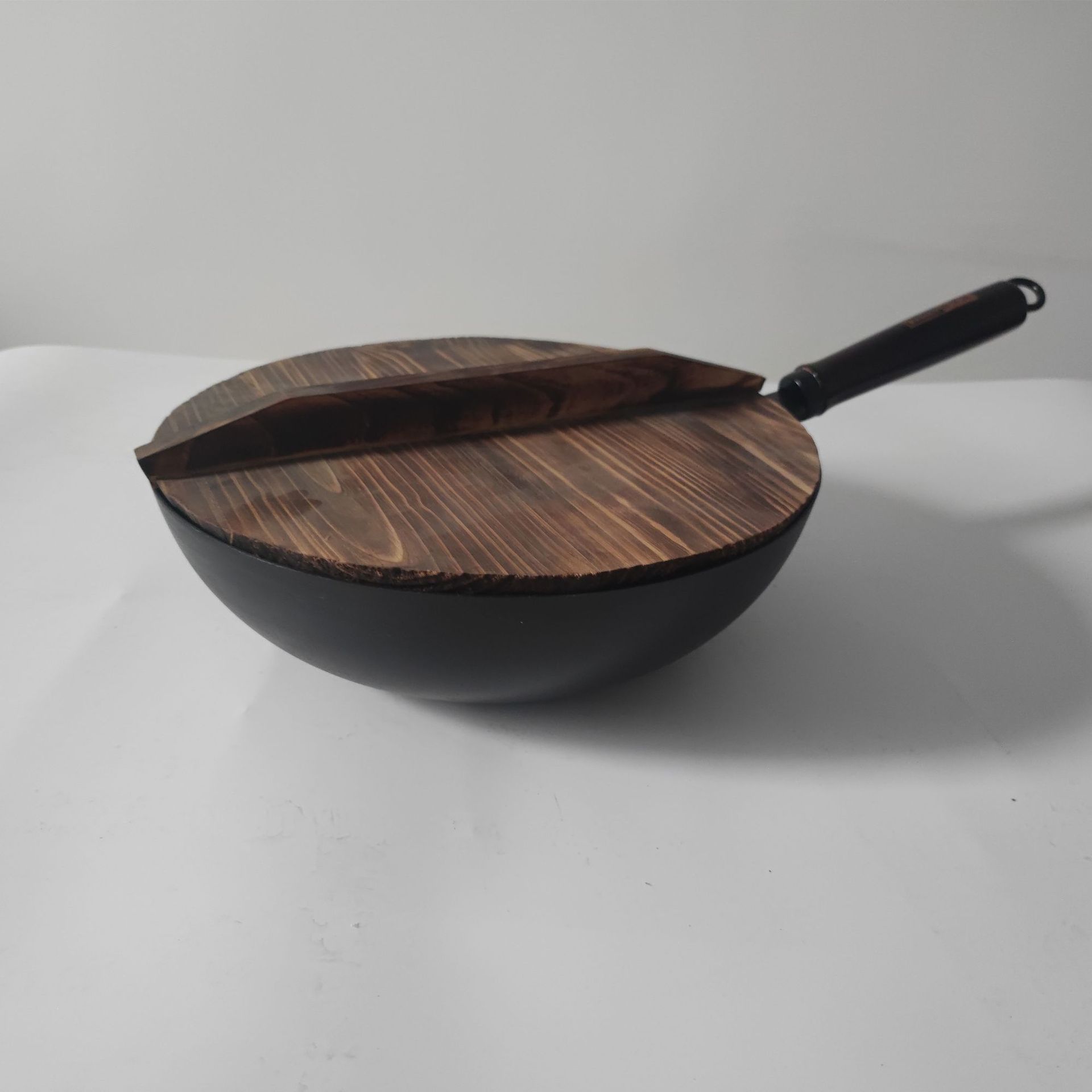 In stock: Pure wooden fir pot LIDS, round wooden LIDS, household anti-overflow iron pot LIDS pic 10