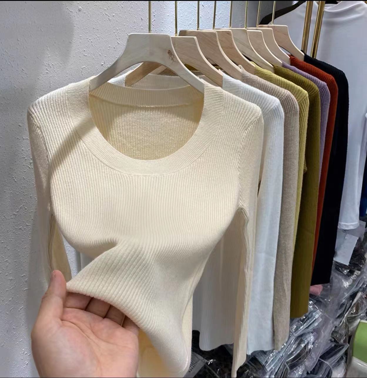 U领针织衫女韩国东大门露锁骨修身纯色安迪绒打底衫安迪绒长袖衫详情35