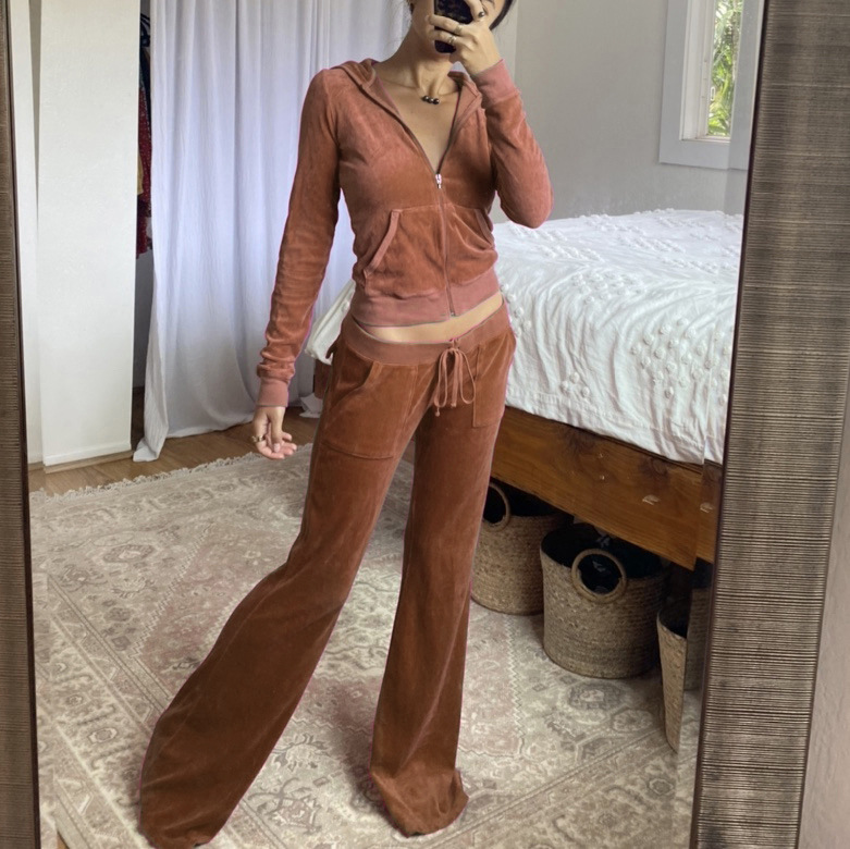 Solid color velvet slim sports suit zipper hood pic 18
