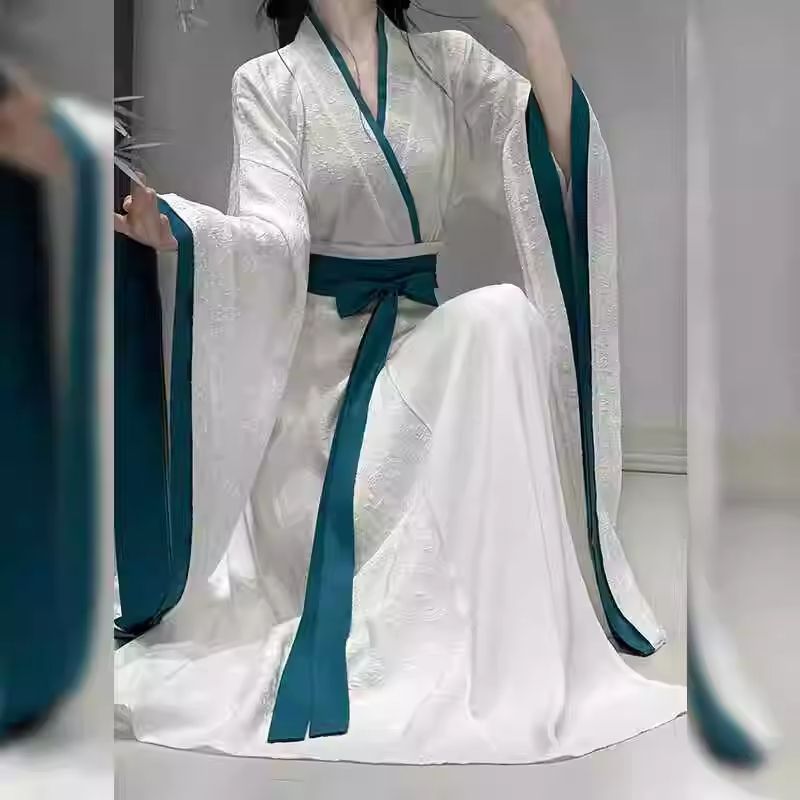 国潮-古装汉服女中国风魏晋交领宽松齐腰直裾襦裙国潮详情10