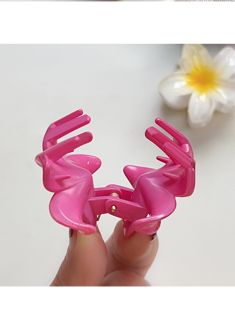 Romantic, elegant, beach vacation, small frangipani hair clip, shark clip, back clip, hair clip, half clip pic 8