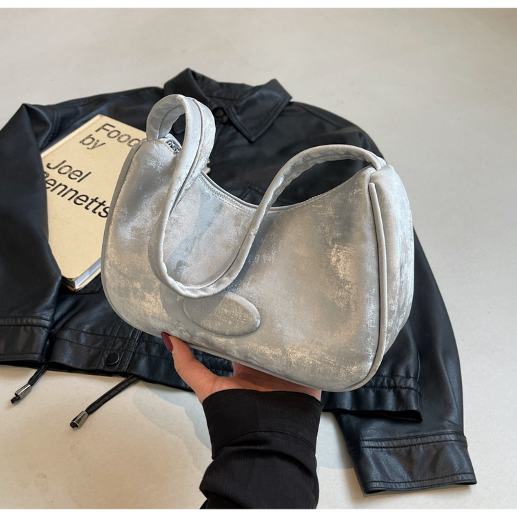 大容量通勤托特包女新款洋气单肩包潮搭时尚斜挎包都市风休闲女包详情27