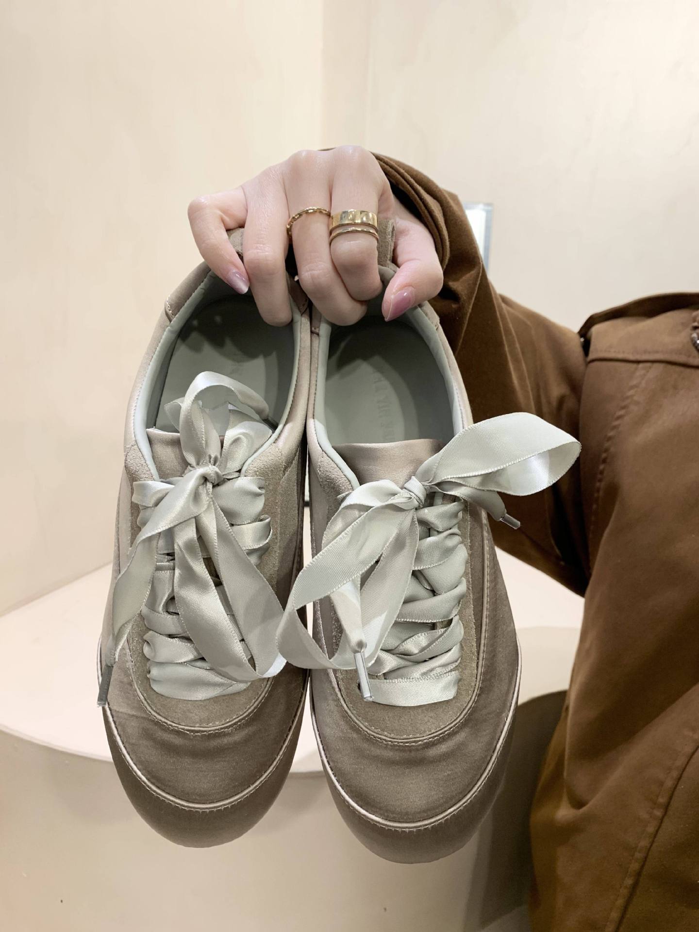 Ballet Satin German Training Shoes for Women 2026 Spring and Autumn New Style, niche design flat fashion casual shoes, pink shoes pic 11