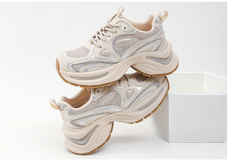 In the autumn and winter of 2025, dad shoes for women are popular thick-soled, versatile, casual, anti-slip, height-increasing, soft-soled, and lightweight sports shoes pic 31