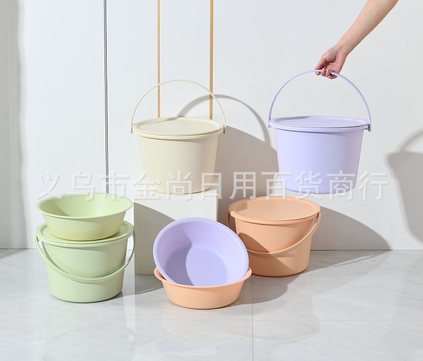 新款塑料水桶带盖手提储水桶学生宿舍用洗澡洗漱家用洗衣桶盆套装详情1