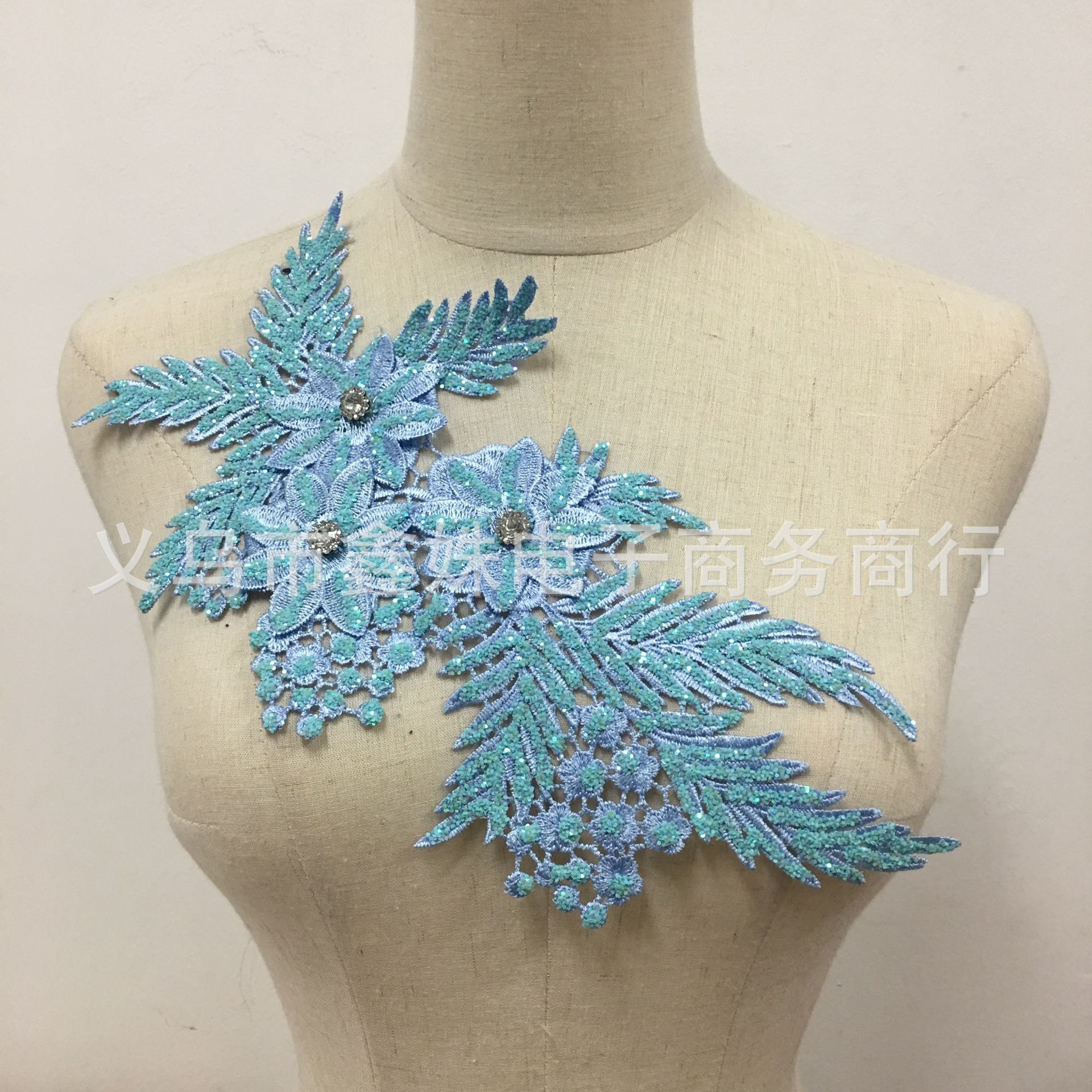 金线水溶女装领花花个 外贸蕾丝花边 婚纱礼服肚皮舞贴花辅料详情34