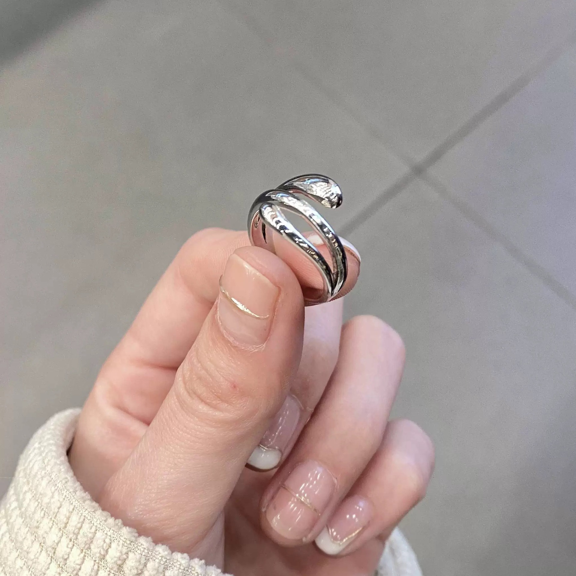S925 sterling silver 12.10 geometric wound water drop ring, a niche high-end, fashionable, simple and cold style open ring for women pic 2
