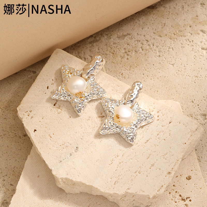 娜莎欧美跨境铜镀18K真金简约百搭凹凸不规则纹理五角星耳环女详情10